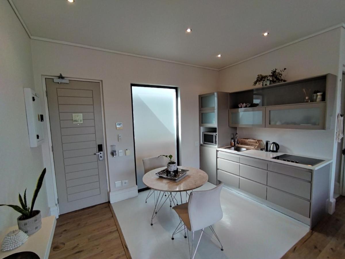 210 Gallery Luxury Studio Apartment Knysna Eksteriør bilde